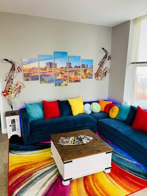 Photo of Livingroom in Downtown Memphis