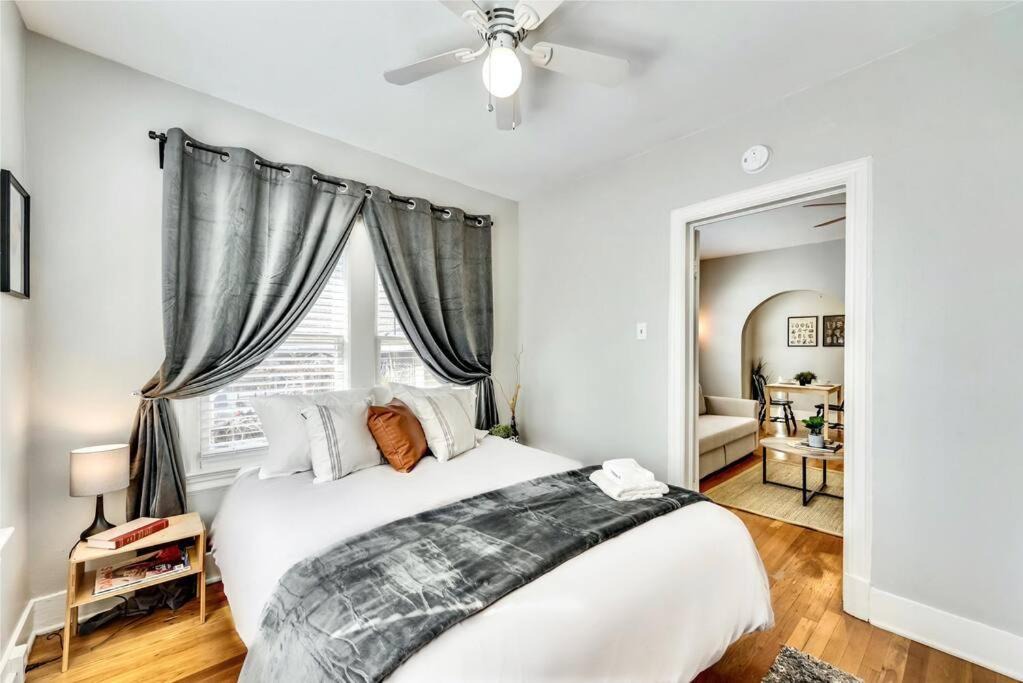 Photo of Bedroom in Lower Greenville