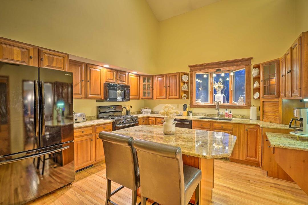 Photo of Others in Oneida