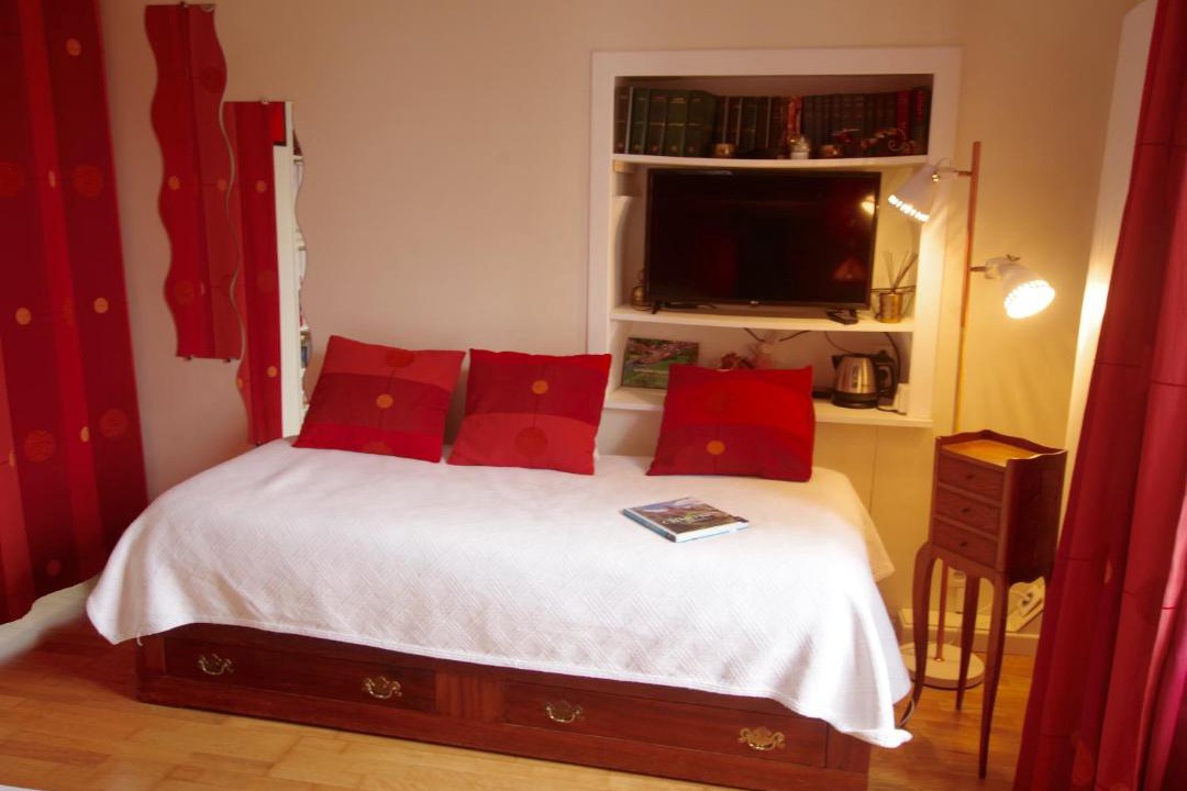 Photo of Bedroom in Maisons