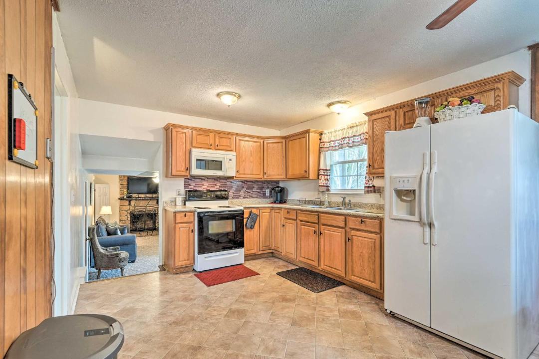 Photo of Kitchen in McCutcheon Field
