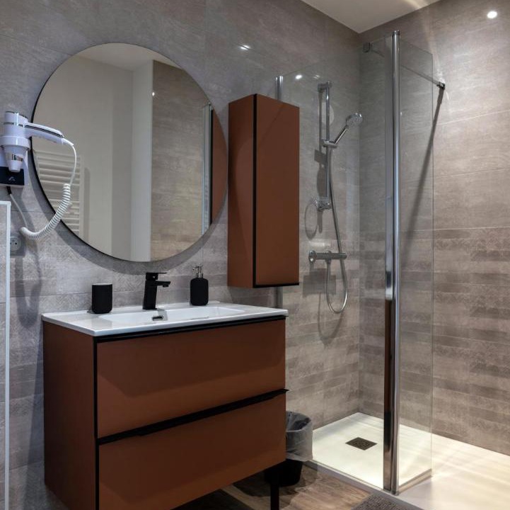 Photo of Others in Beaune