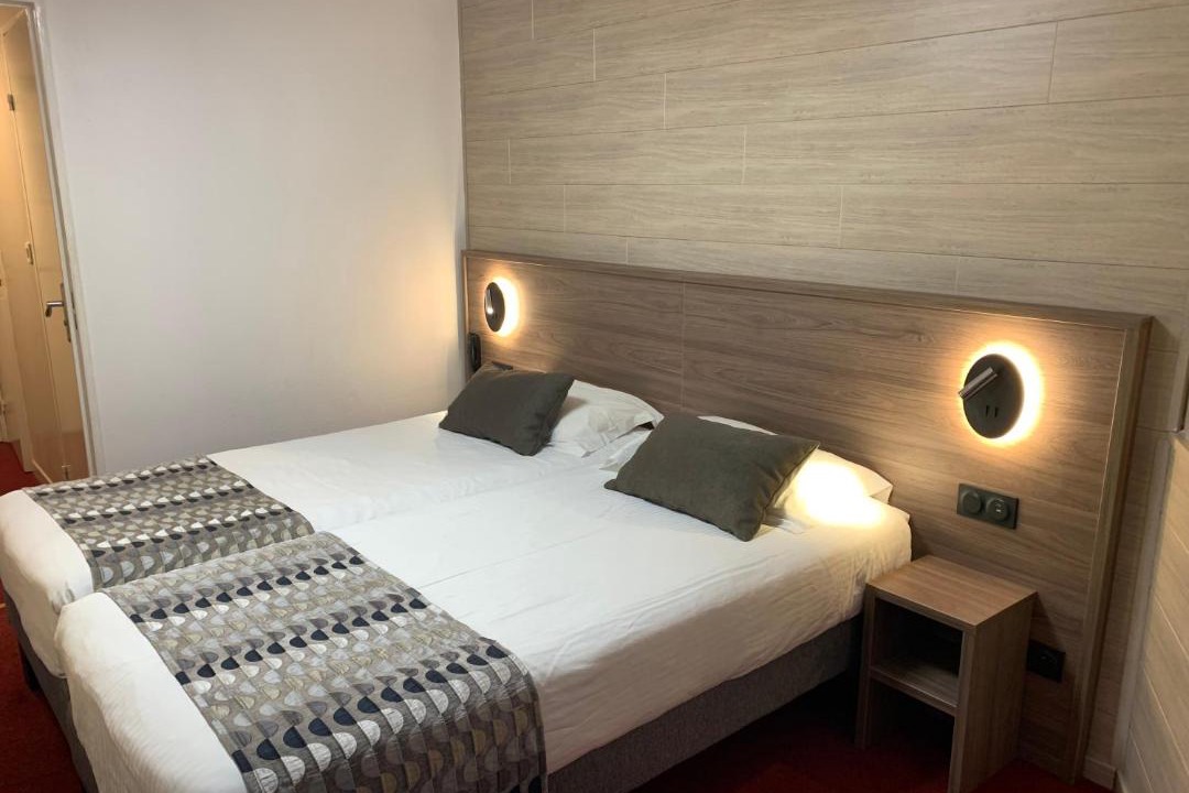 Photo of Others in Embrun