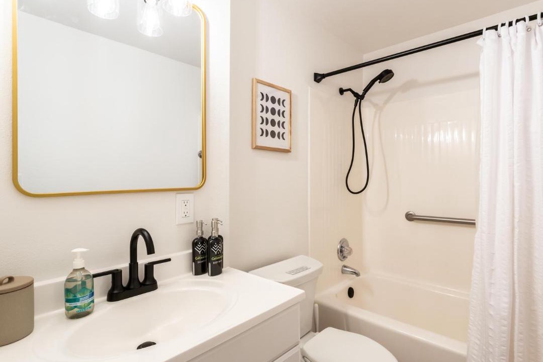 Photo of Bathroom in Deming