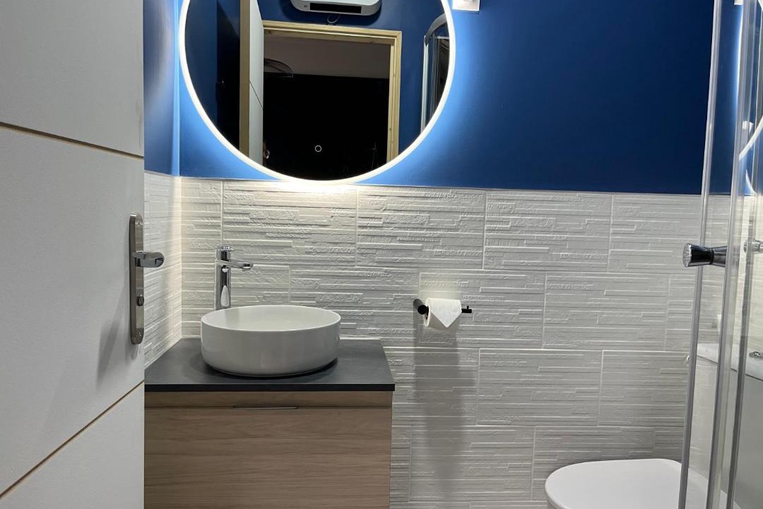 Photo of Bathroom in Calais