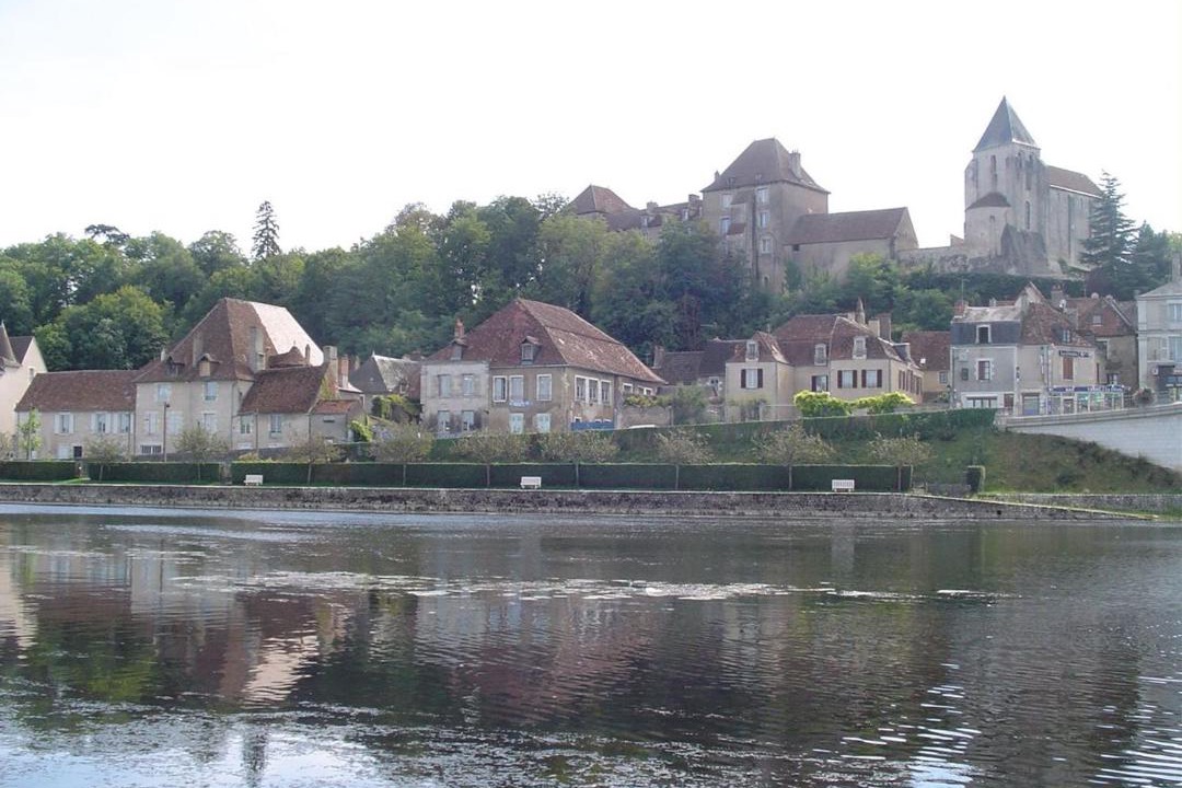 Photo of Buildings in Saint-Aigny