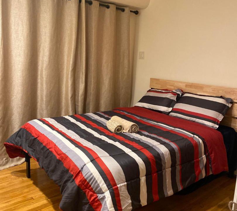 Photo of Bedroom in Mill Basin