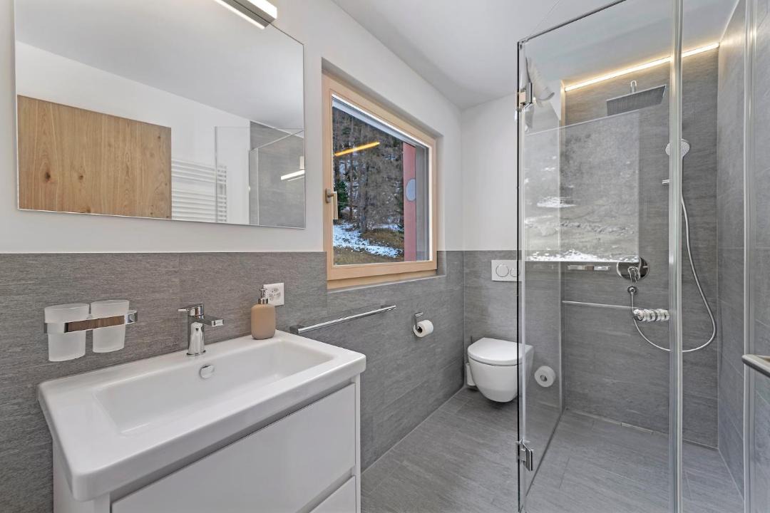 Photo of Bathroom in Surlej