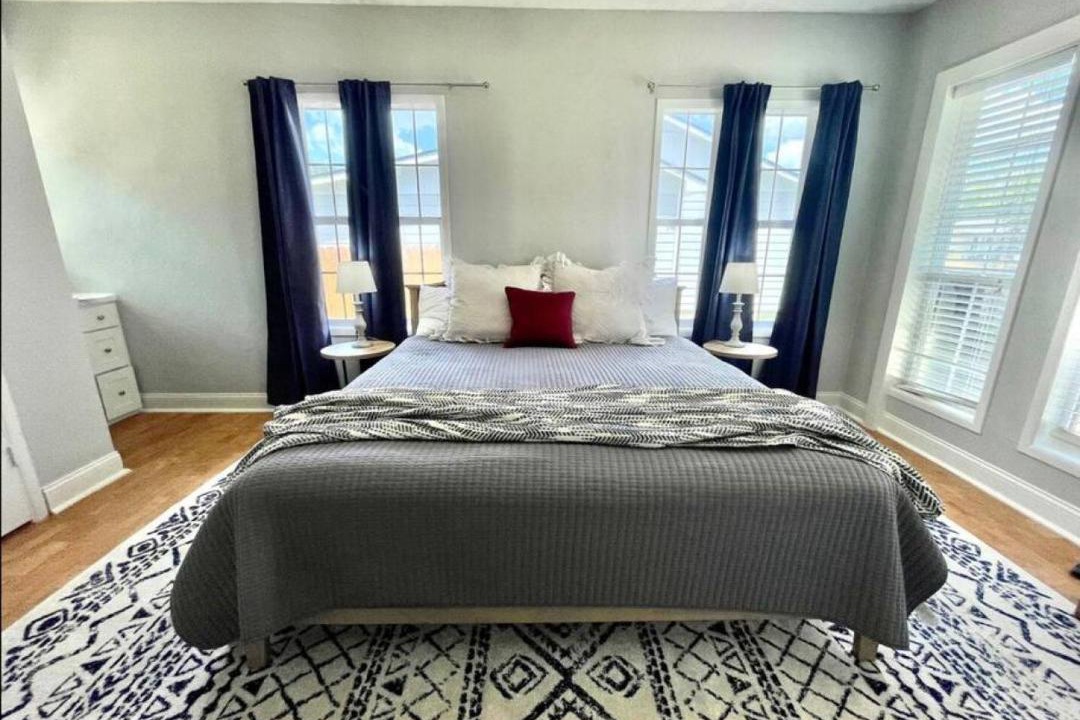 Photo of Bedroom in Ridgecrest