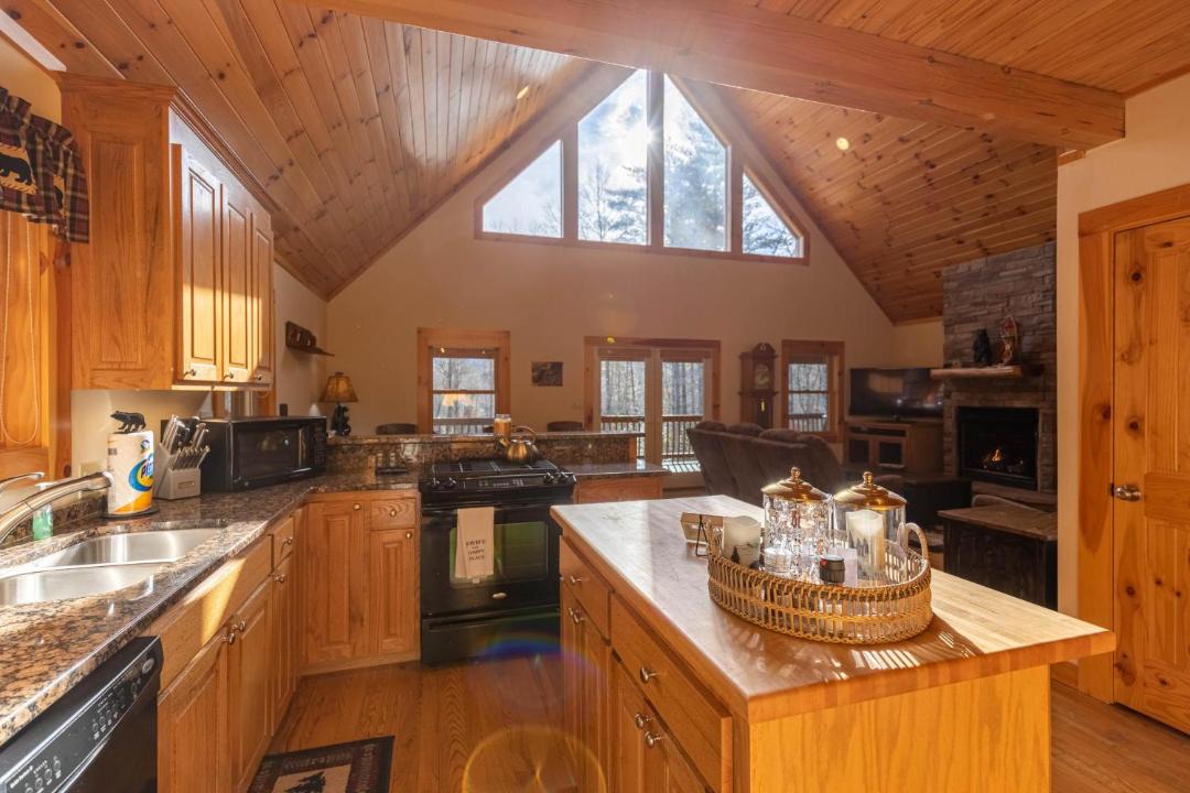 Photo of Kitchen in Linville Falls