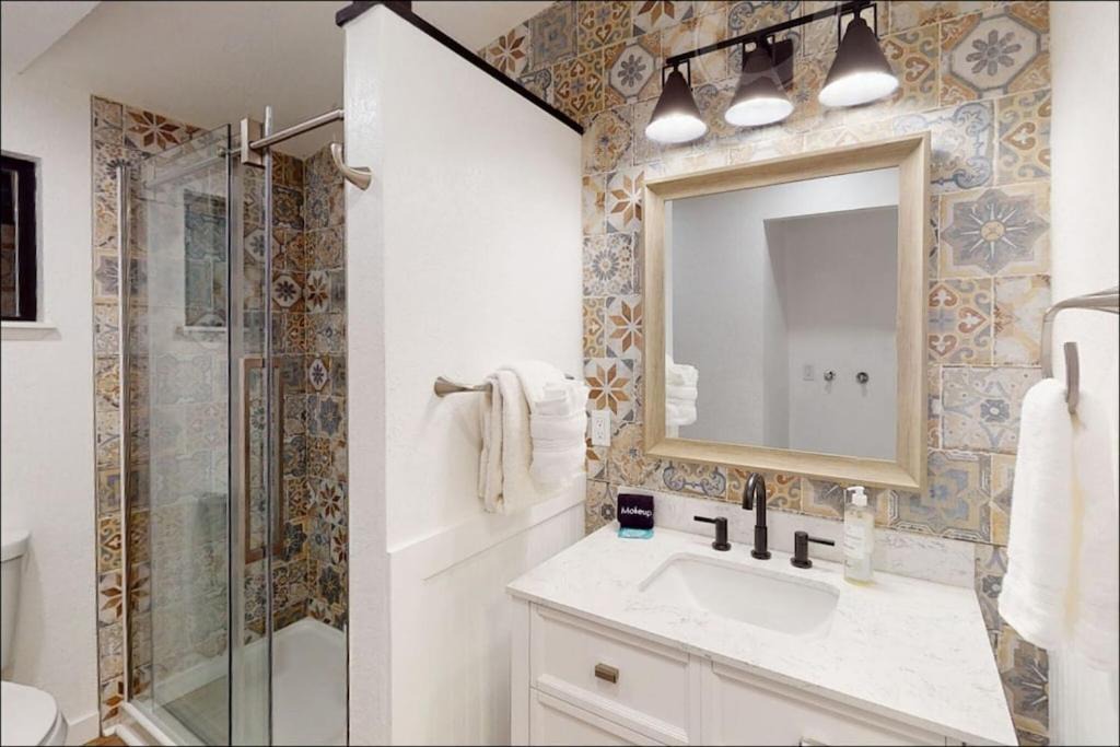 Photo of Others in Lakebay