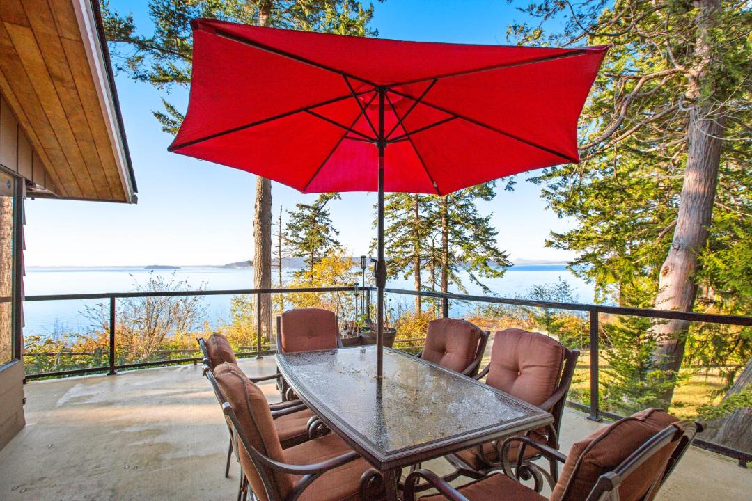 Photo of Patio Balcony in Camano Island