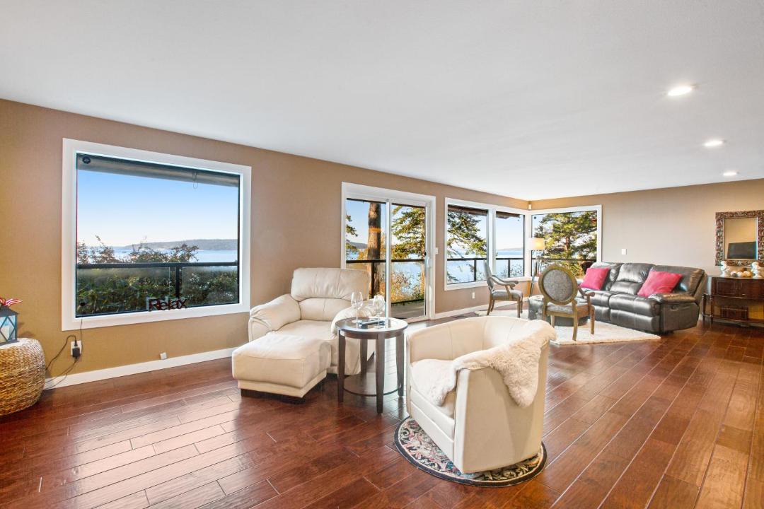 Photo of Livingroom in Camano Island