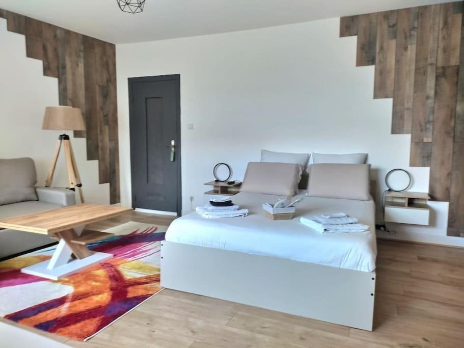 Photo of Others in Woippy