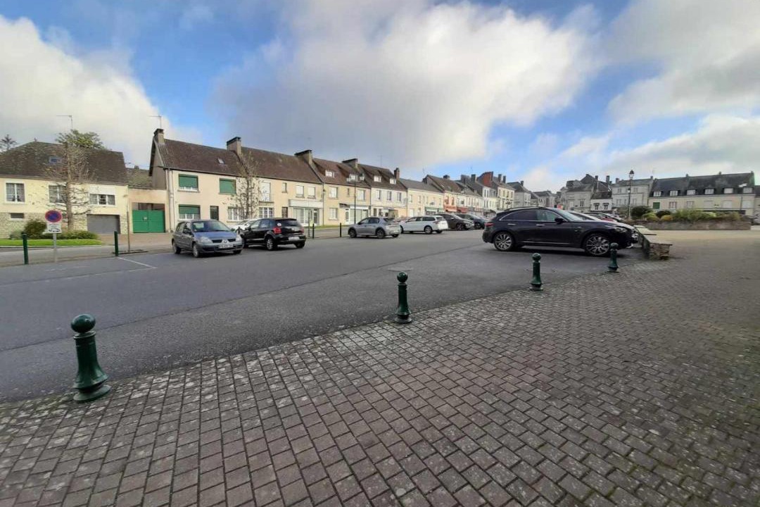 Photo of Others in Le Mele-sur-Sarthe