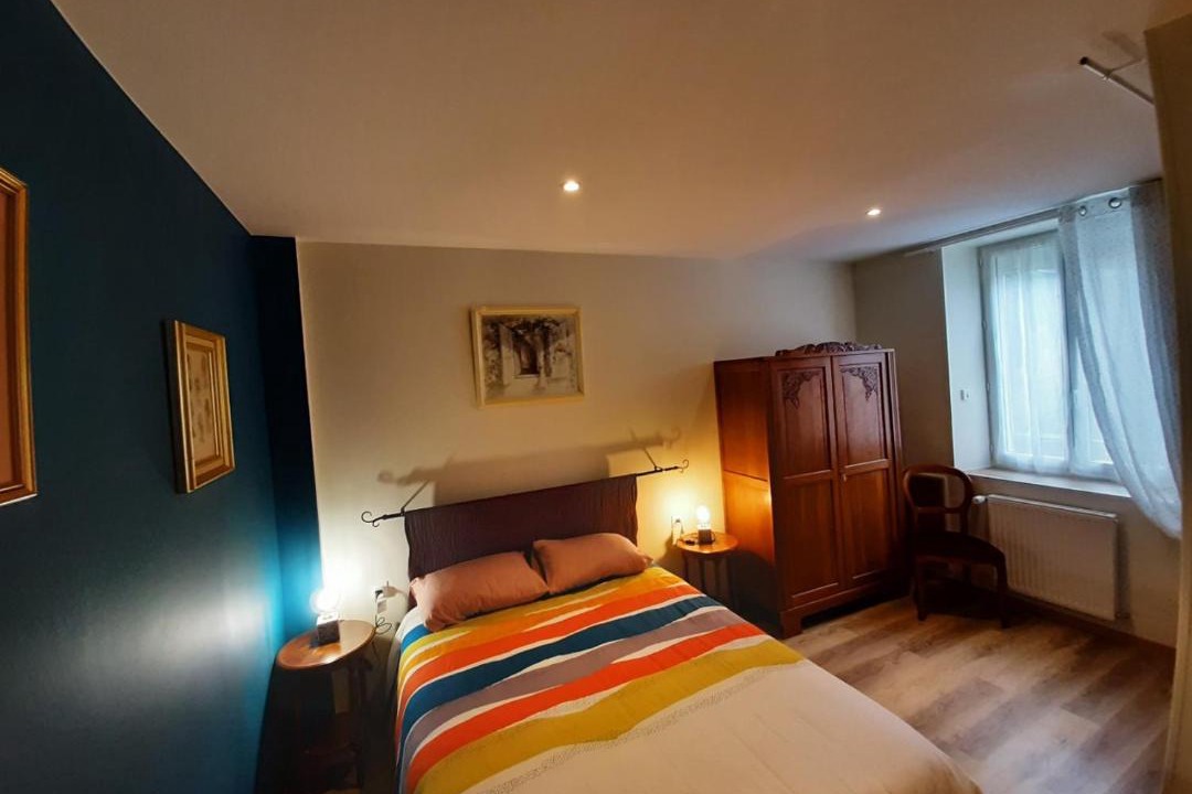 Photo of Bedroom in Le Mele-sur-Sarthe