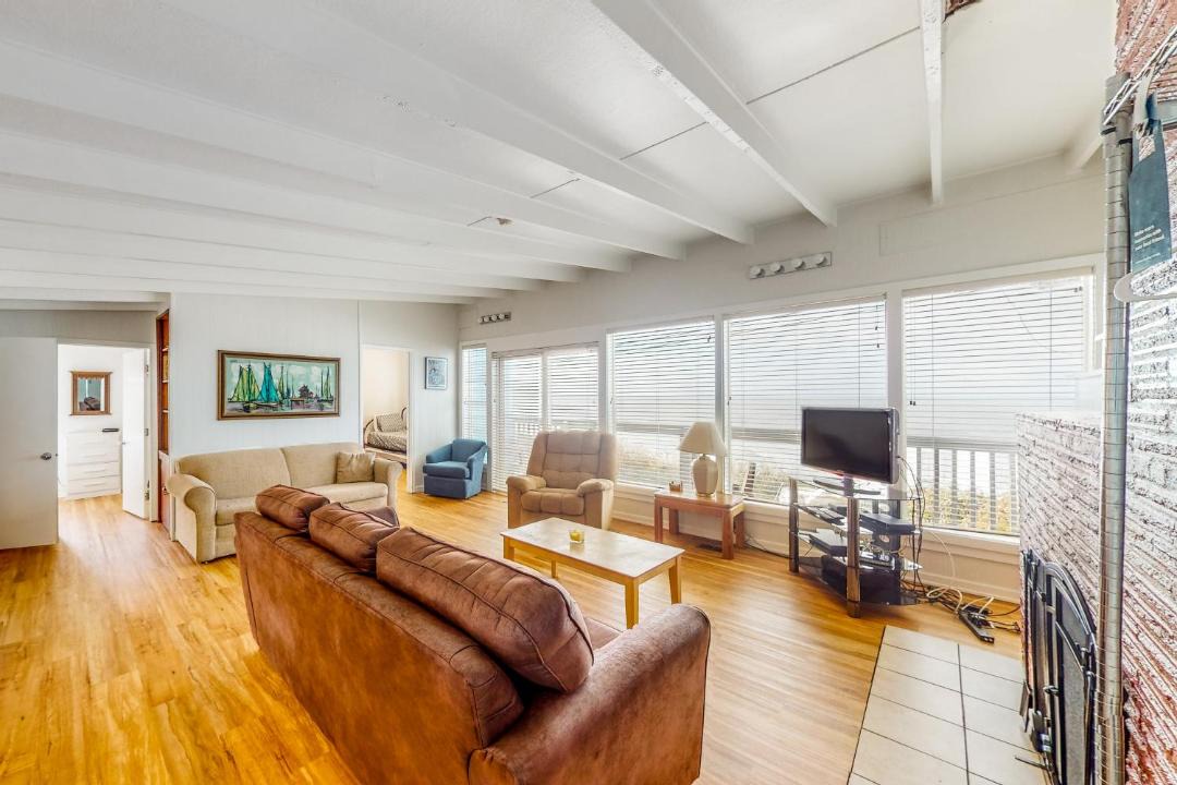 Photo of Others in Nelscott