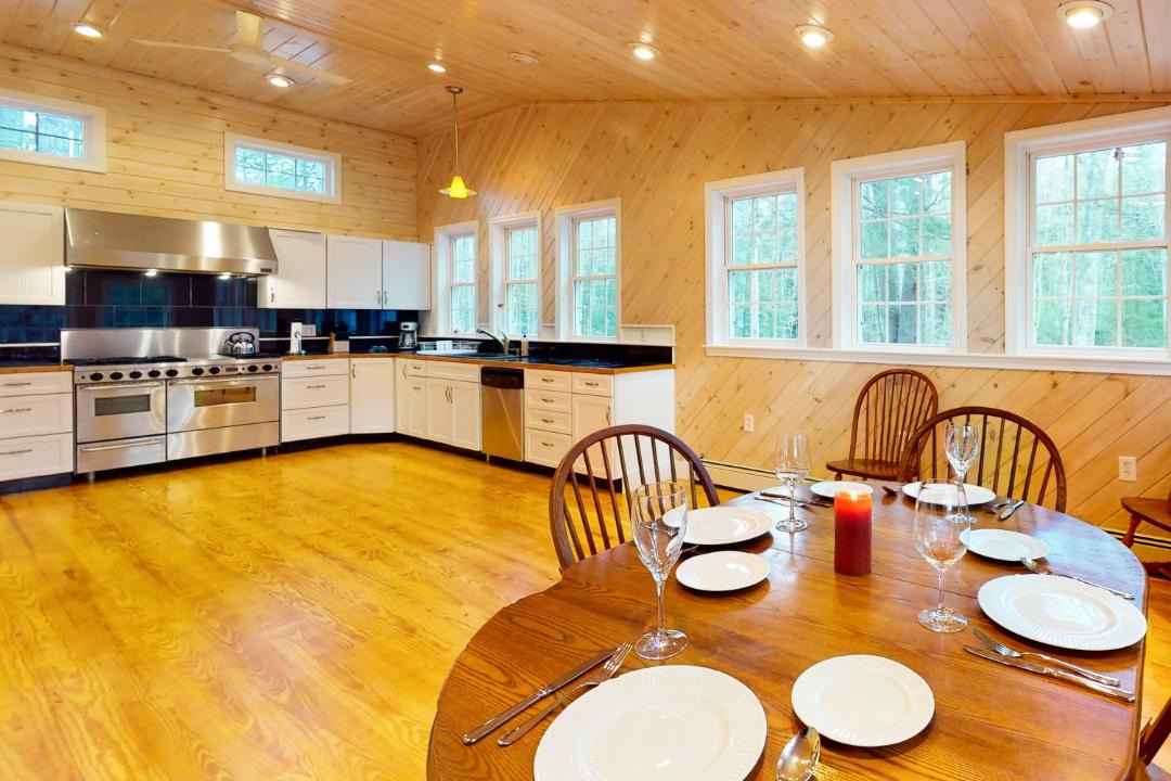 Photo of Livingroom in Nobleboro