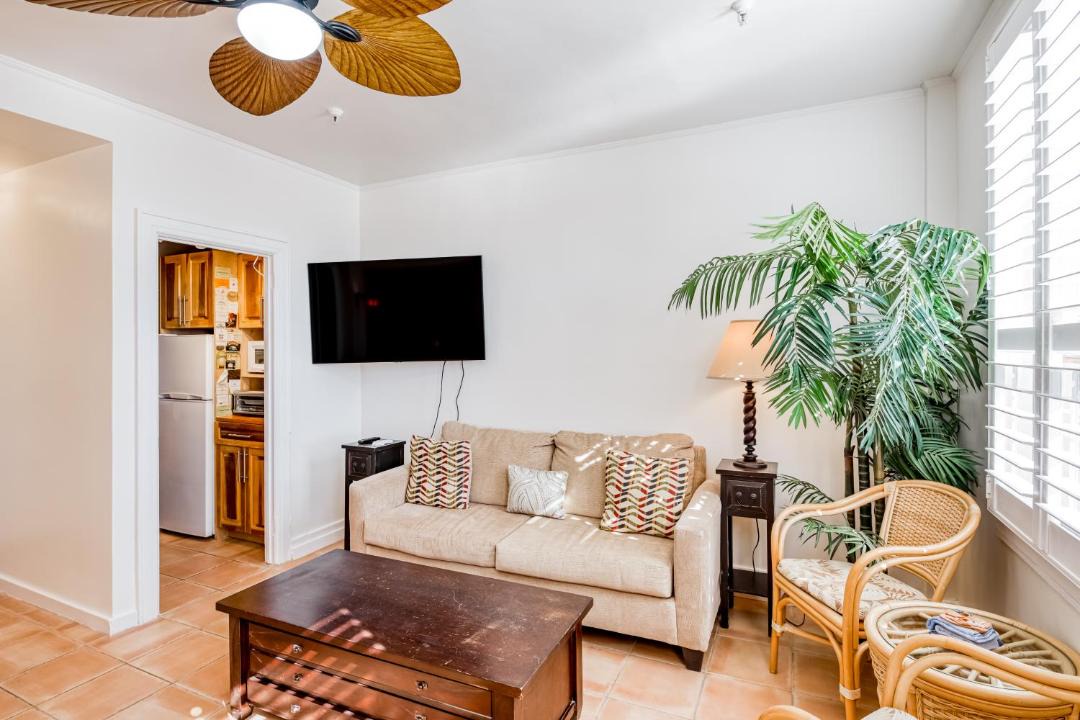 Photo of Livingroom in Palm Beach