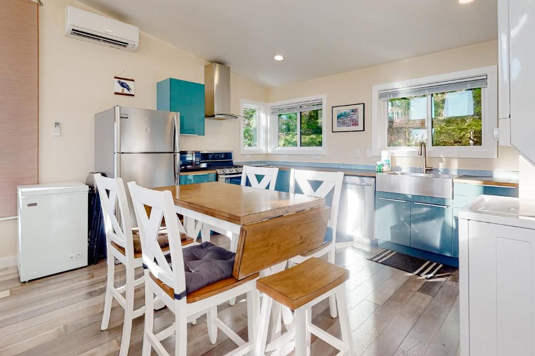 Photo of Others in Nehalem