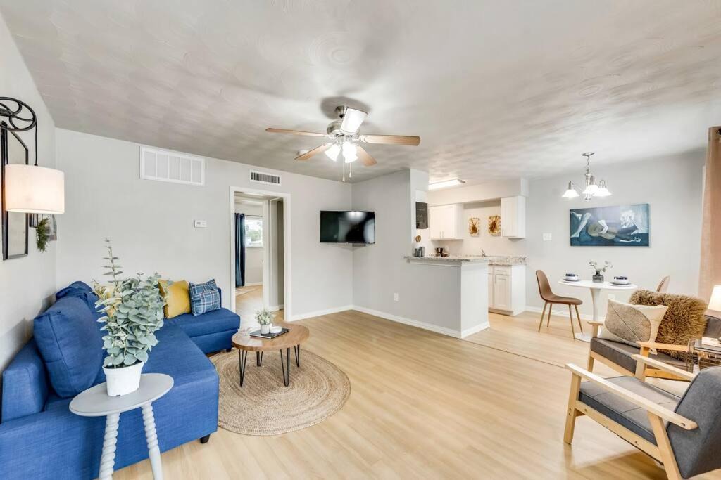 Photo of Livingroom in Old East Dallas