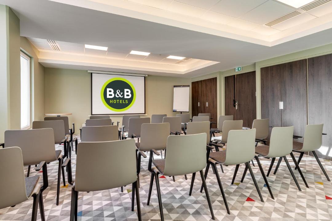 Photo of Others in Faubourg de Bethune