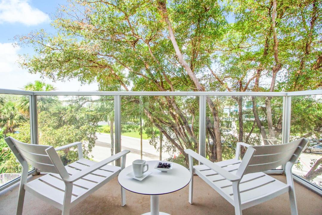 Photo of Patio Balcony in Bal Harbour