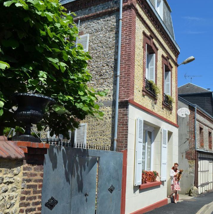 Photo of Others in Etretat