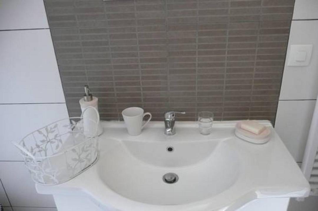 Photo of Bathroom in Saint-Hilaire-Petitville