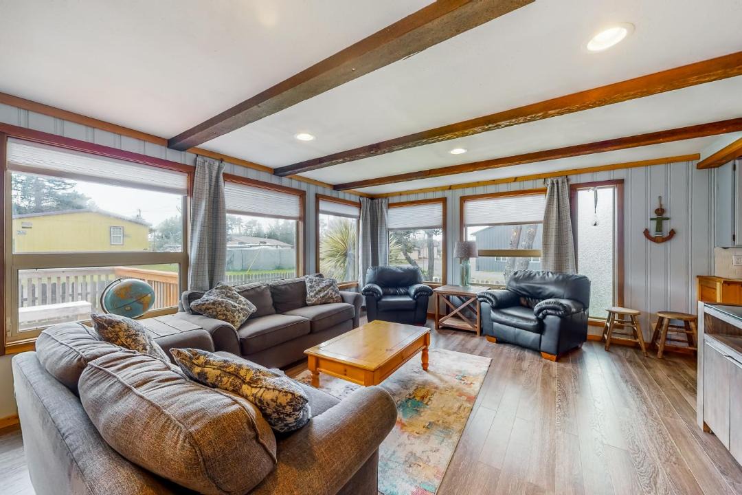 Photo of Livingroom in Pacific City