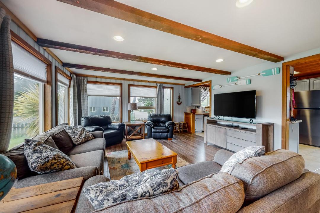 Photo of Livingroom in Pacific City