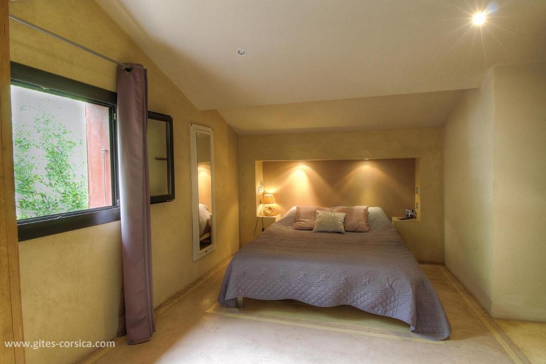 Photo of Bedroom in Alando