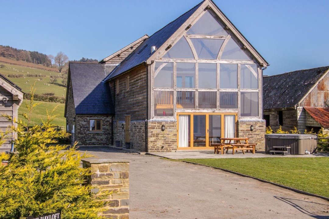 Photo of Buildings in Tirabad