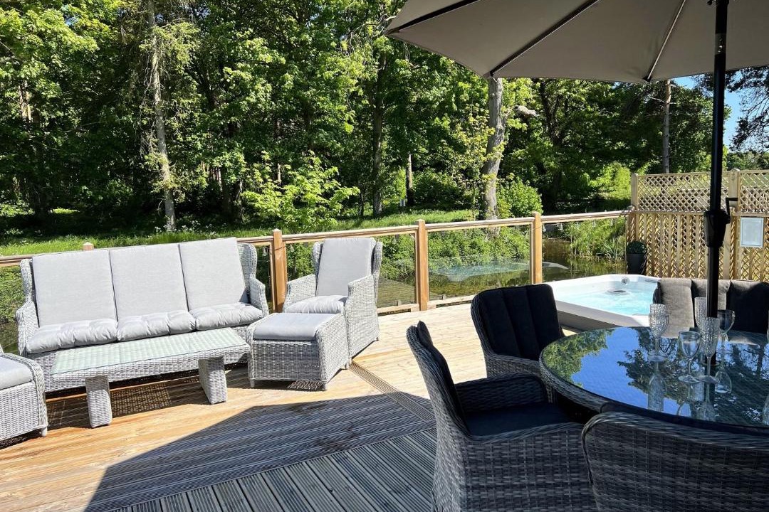 Photo of Others in Ryther