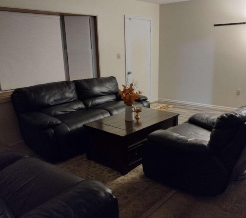 Photo of Livingroom in Newtonville