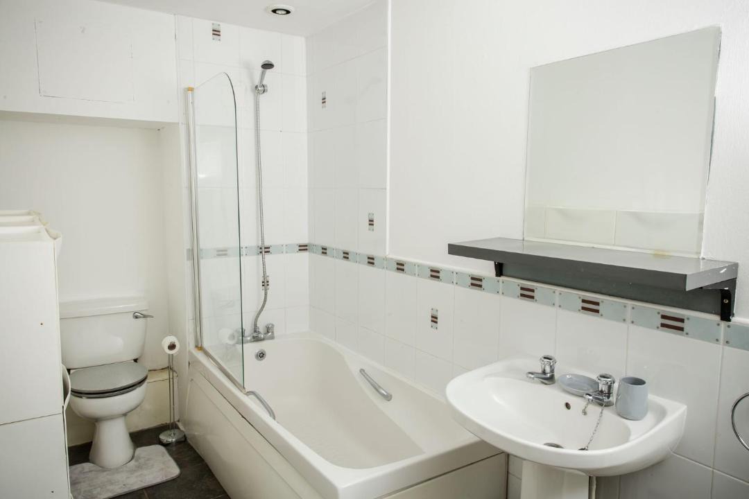 Photo of Bathroom in Alloa