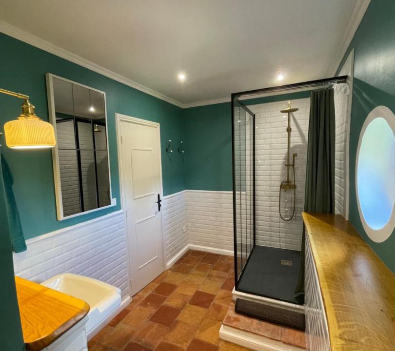 Photo of Others in Cruzy