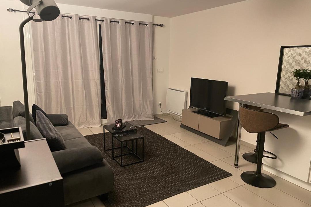 Photo of Livingroom in Avon