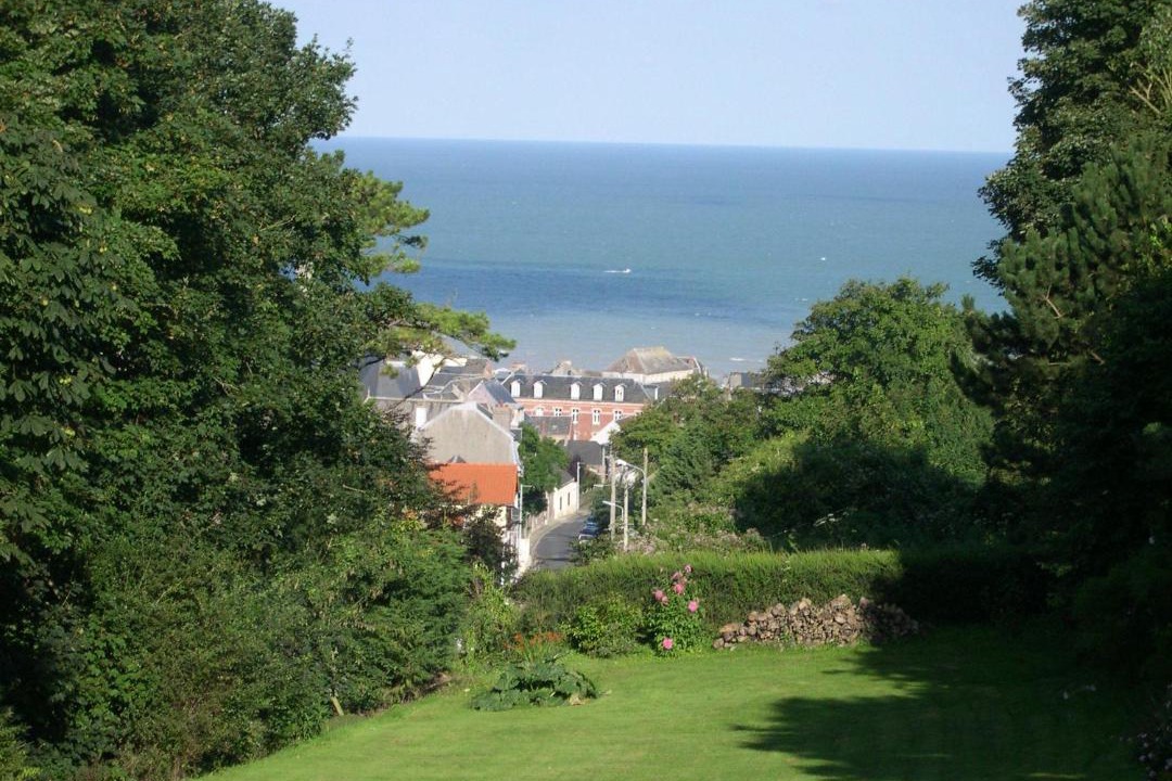 Photo of Others in Ault