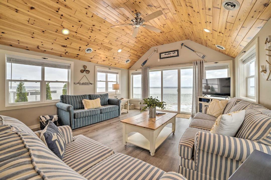 Photo of Livingroom in Prudenville