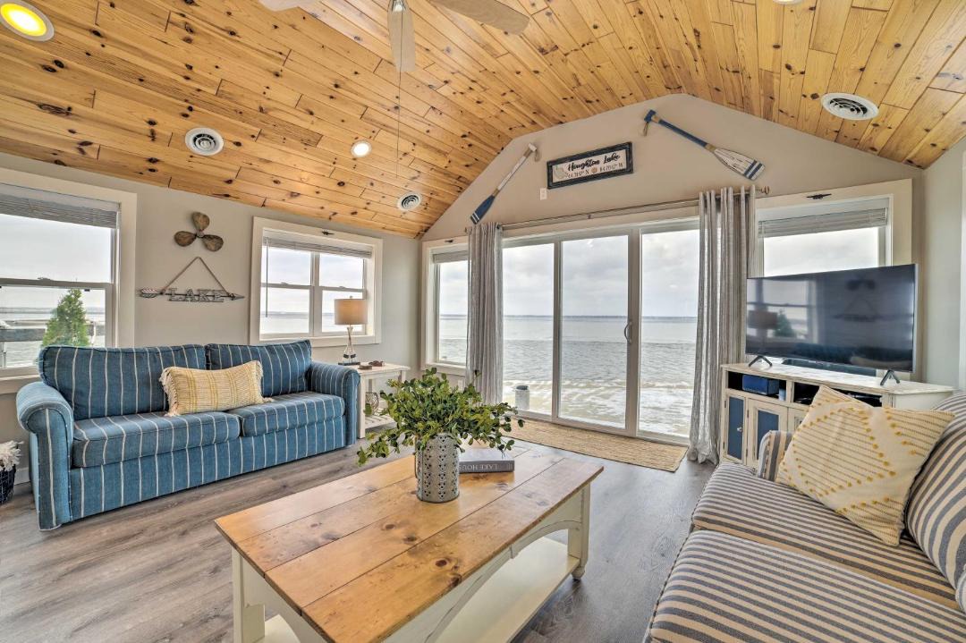 Photo of Livingroom in Prudenville