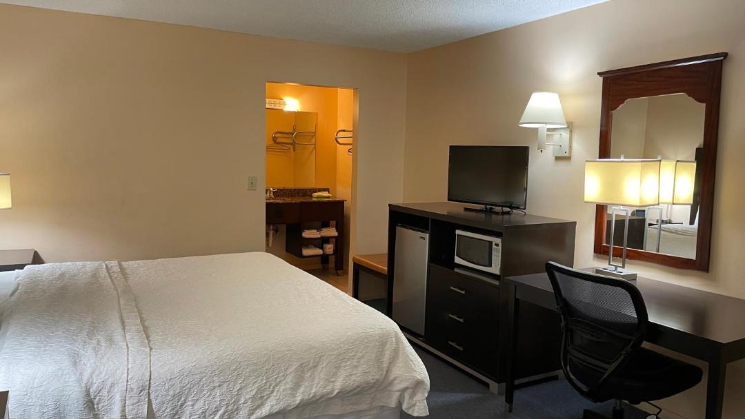 Photo of Bedroom in Harrisonville