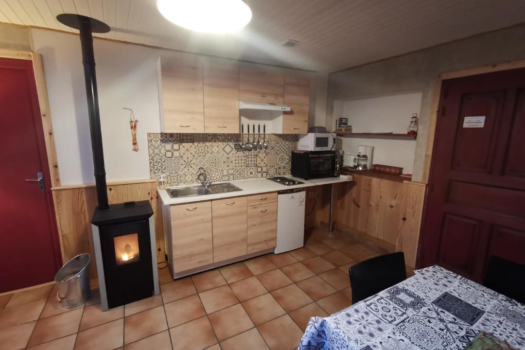 Photo of Kitchen in Campan