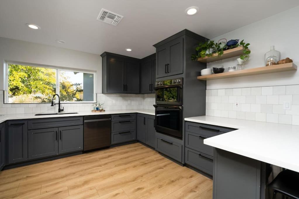 Photo of Kitchen in Elverta