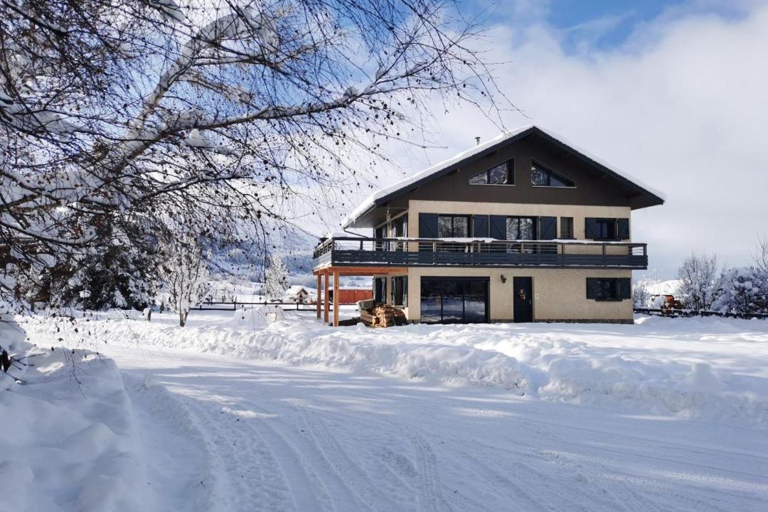 Photo of Others in Ancelle