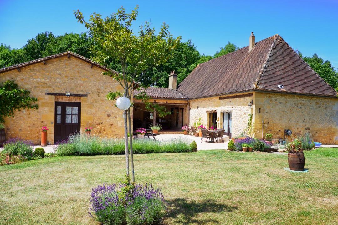 Photo of Others in Lanquais