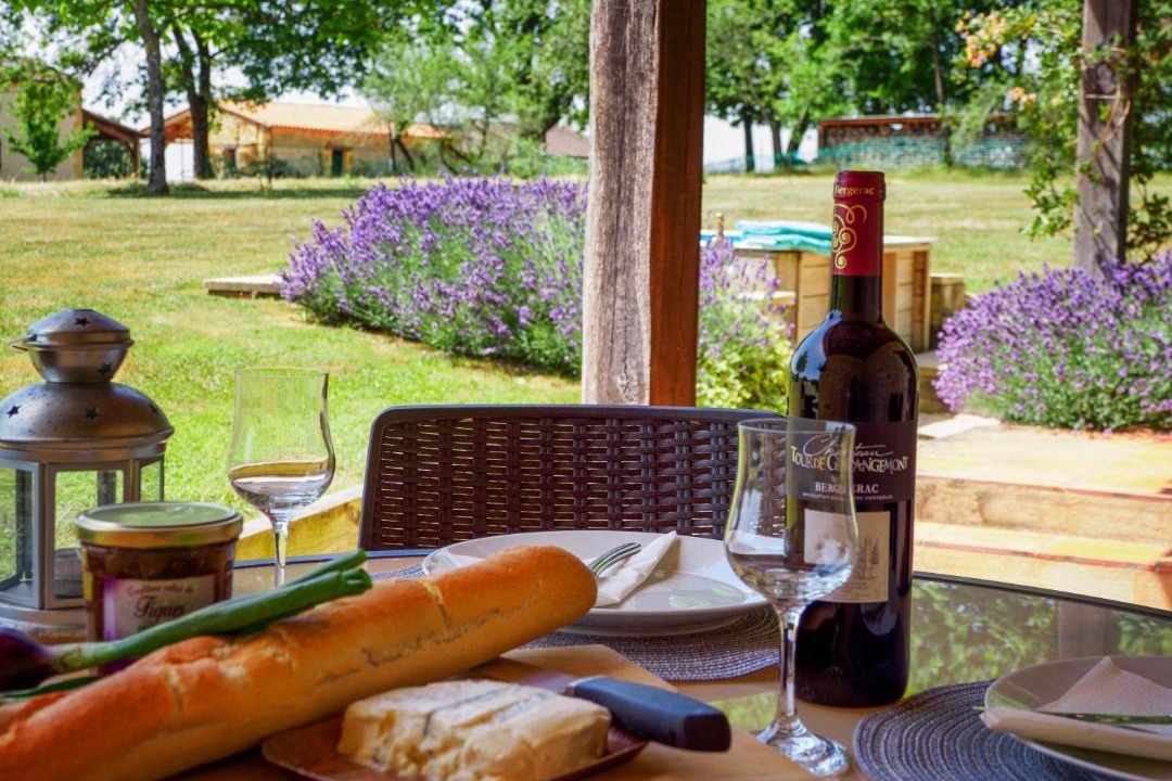 Photo of Others in Lanquais