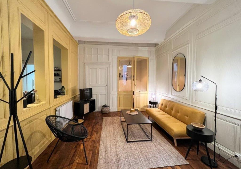 Photo of Livingroom in Centre