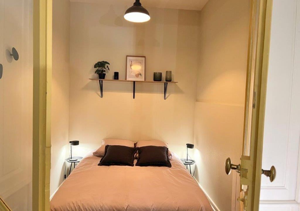 Photo of Bedroom in Centre