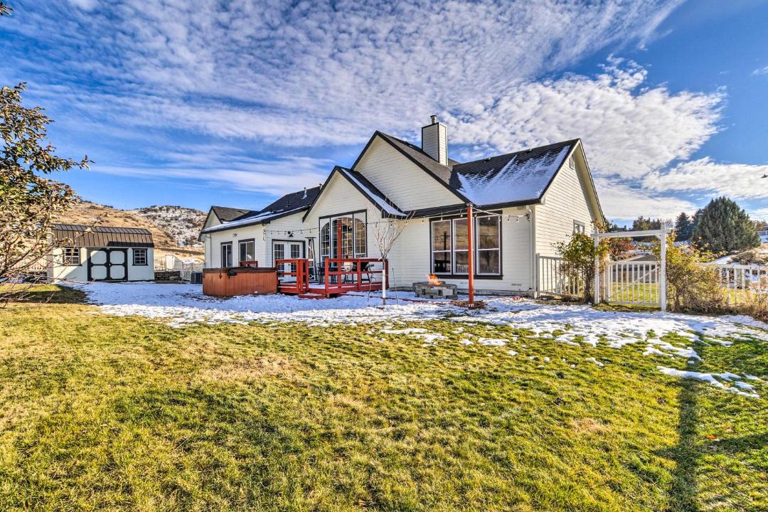 Photo of Buildings in Altamont